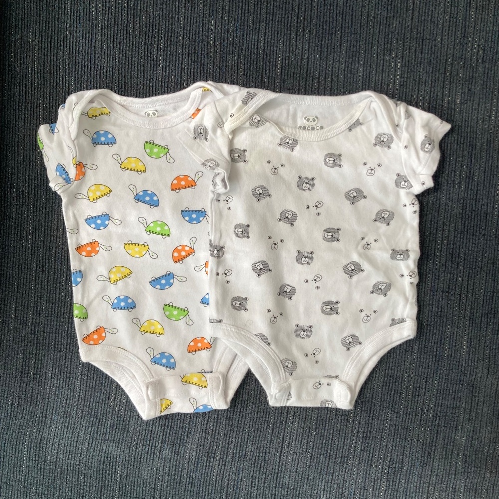 6 Rococo bodysuits 3m - Picture 3 of 4